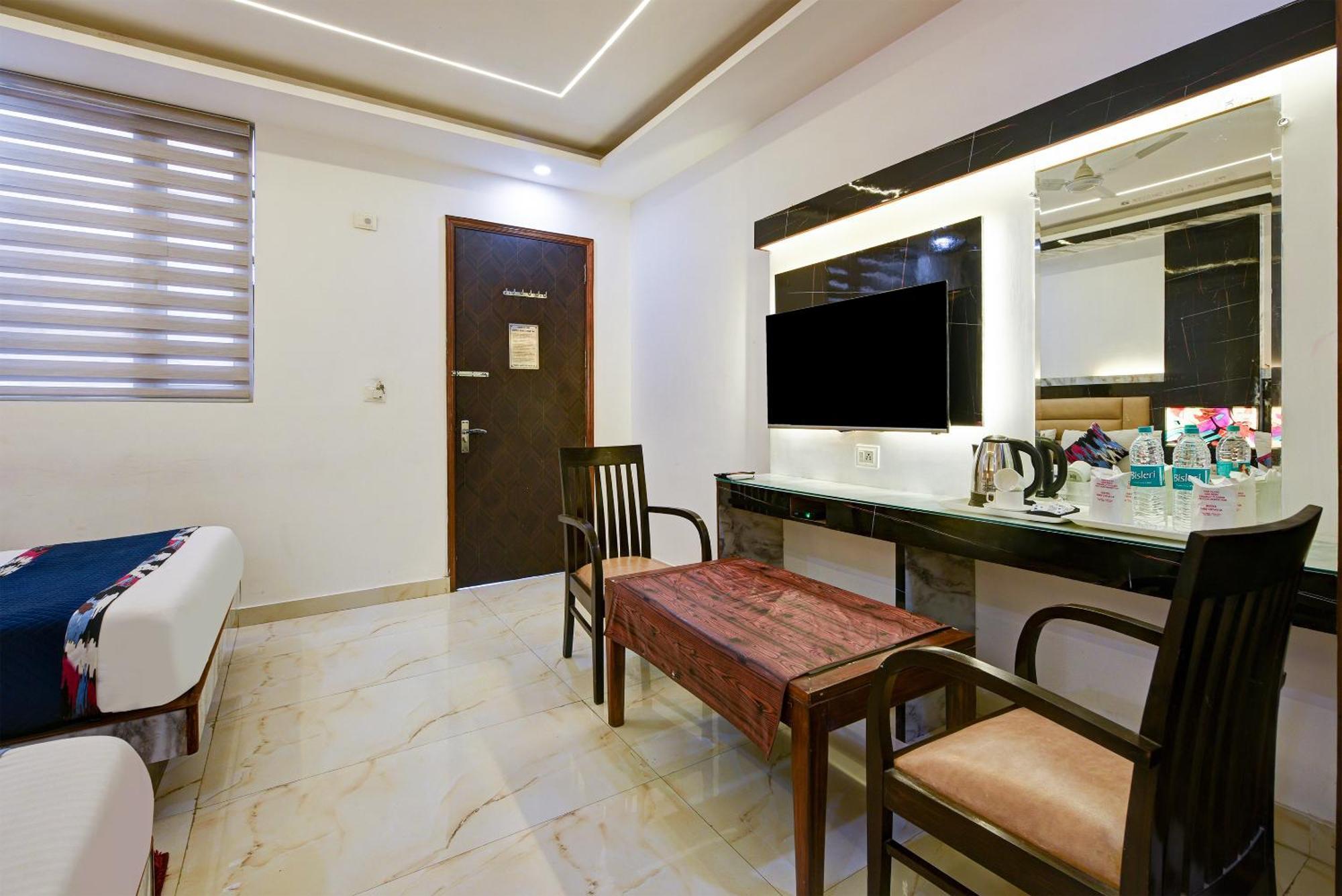 Hotel Shri Vinayak In City Centre At New Delhi Railway Station-By Rcg Hotels מראה חיצוני תמונה