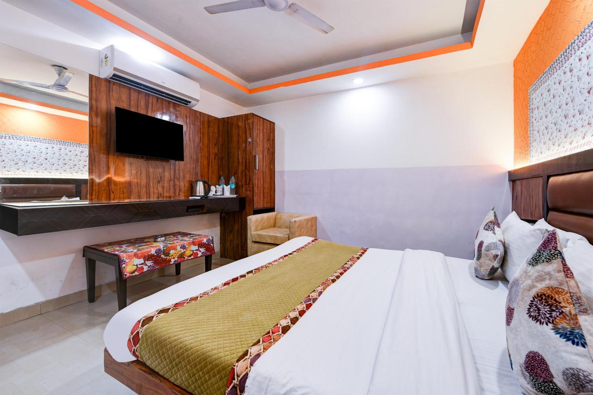 Hotel Shri Vinayak In City Centre At New Delhi Railway Station-By Rcg Hotels מראה חיצוני תמונה