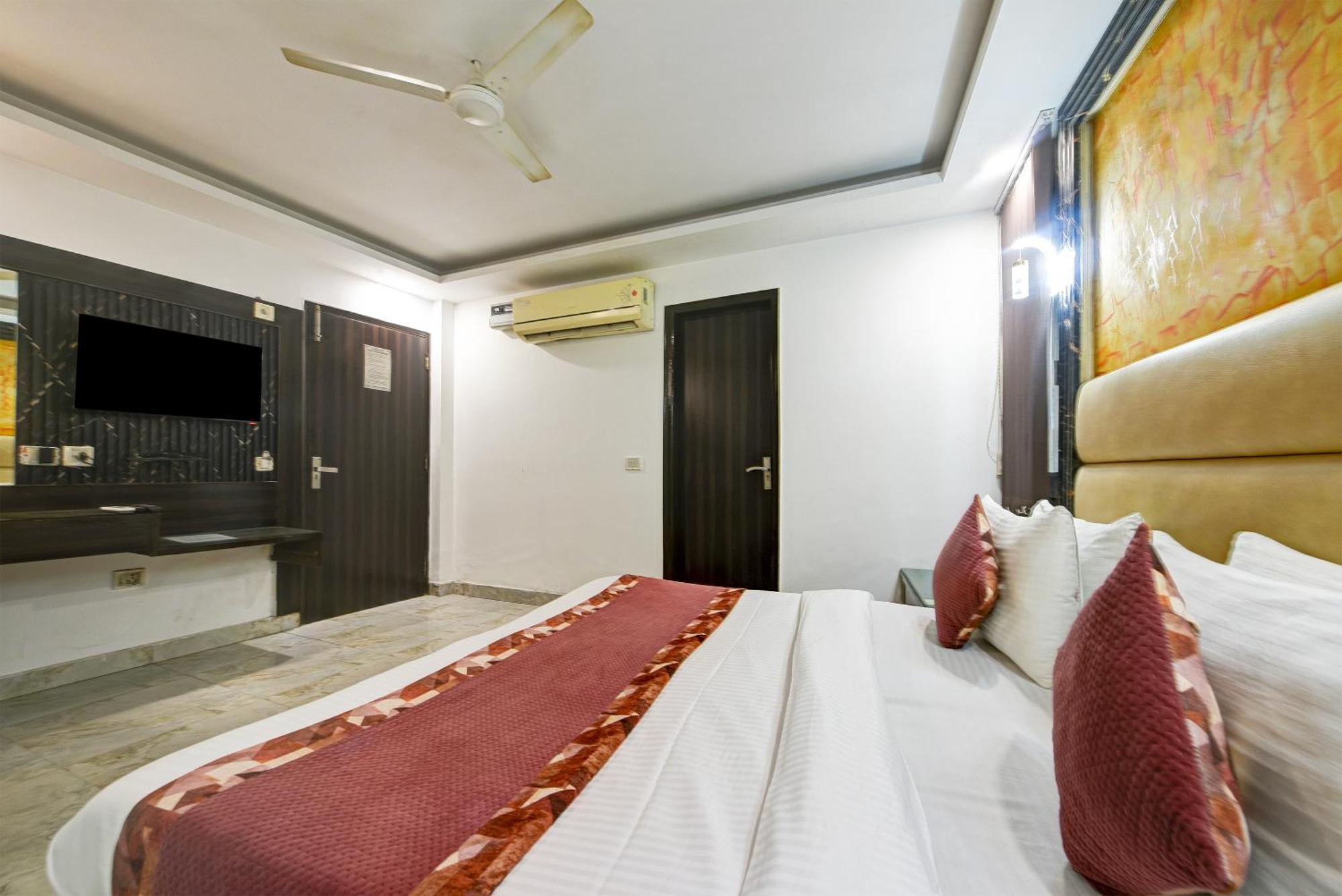 Hotel Shri Vinayak In City Centre At New Delhi Railway Station-By Rcg Hotels מראה חיצוני תמונה