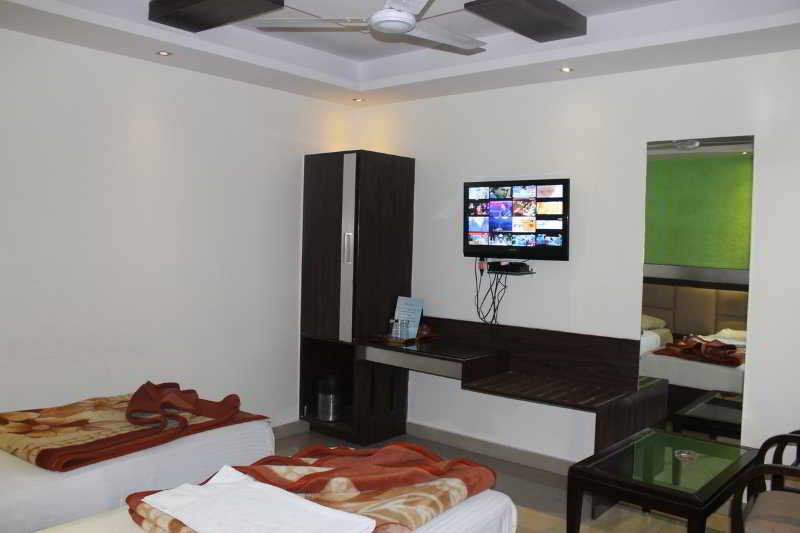 Hotel Shri Vinayak In City Centre At New Delhi Railway Station-By Rcg Hotels מראה חיצוני תמונה