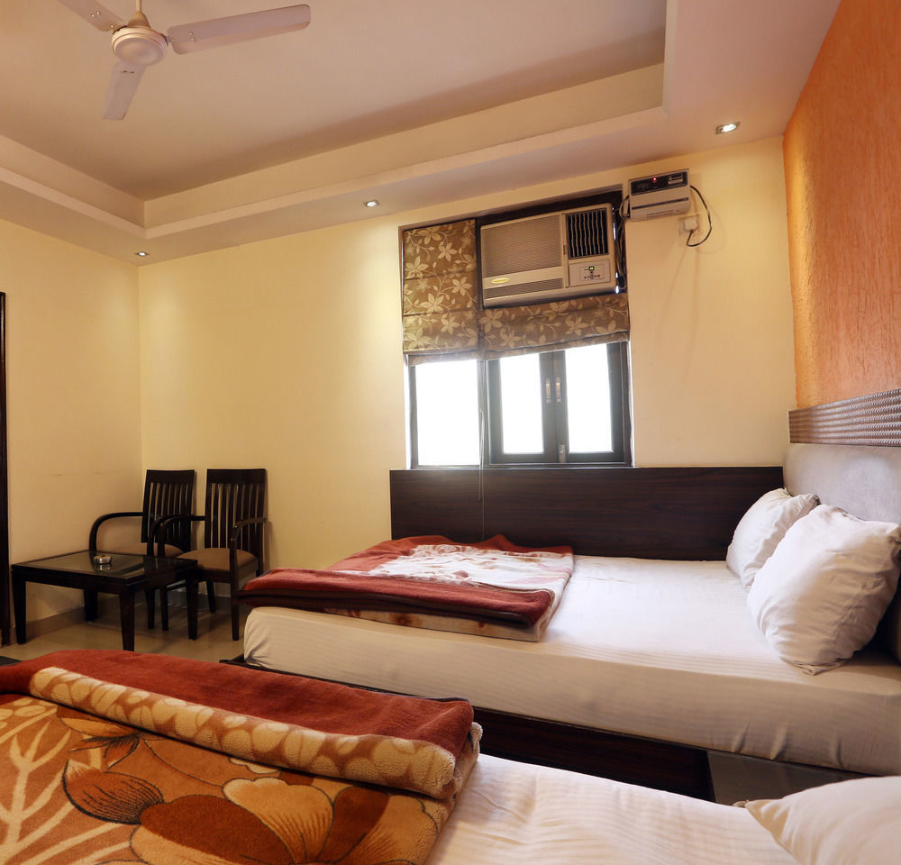 Hotel Shri Vinayak In City Centre At New Delhi Railway Station-By Rcg Hotels מראה חיצוני תמונה