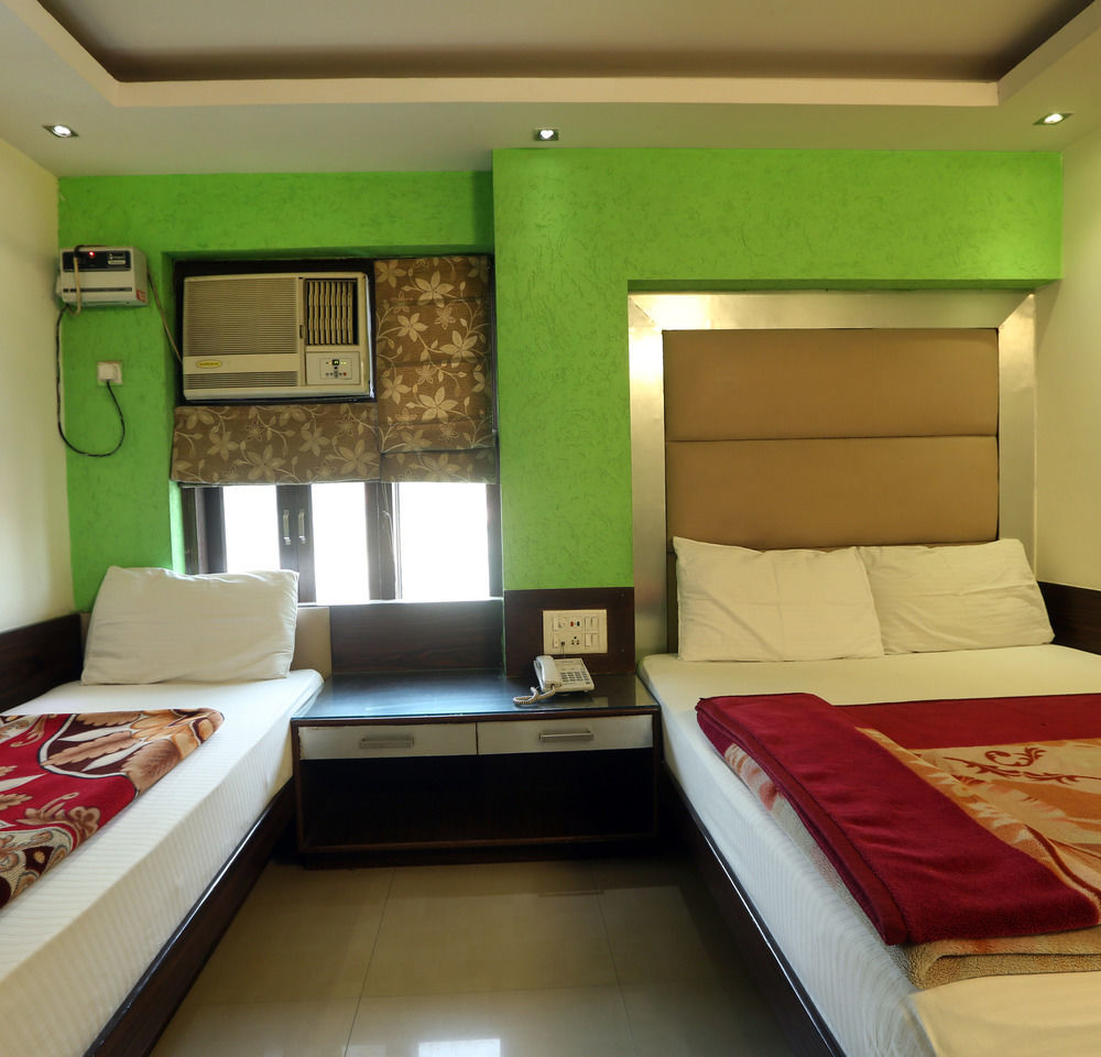 Hotel Shri Vinayak At New Delhi Railway Station-By Rcg Hotels מראה חיצוני תמונה