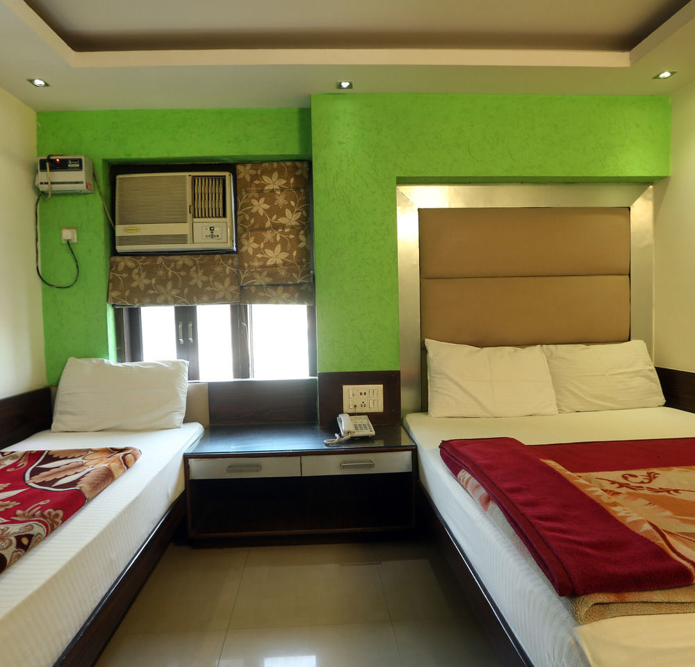 Hotel Shri Vinayak In City Centre At New Delhi Railway Station-By Rcg Hotels מראה חיצוני תמונה