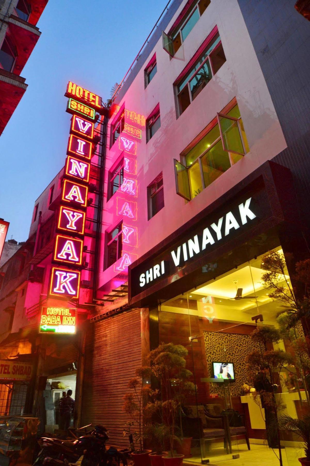 Hotel Shri Vinayak In City Centre At New Delhi Railway Station-By Rcg Hotels מראה חיצוני תמונה
